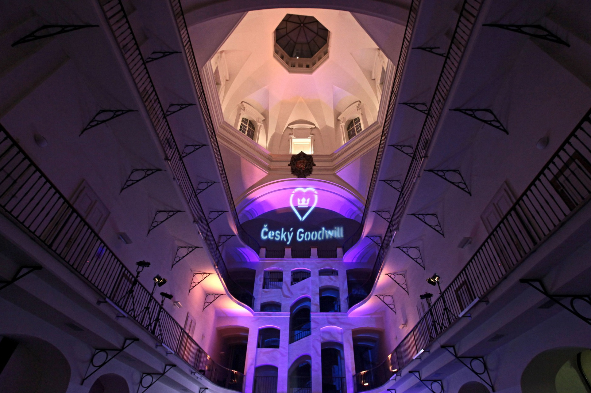 10 let ocenění pro firmy, kterých si lidé váží