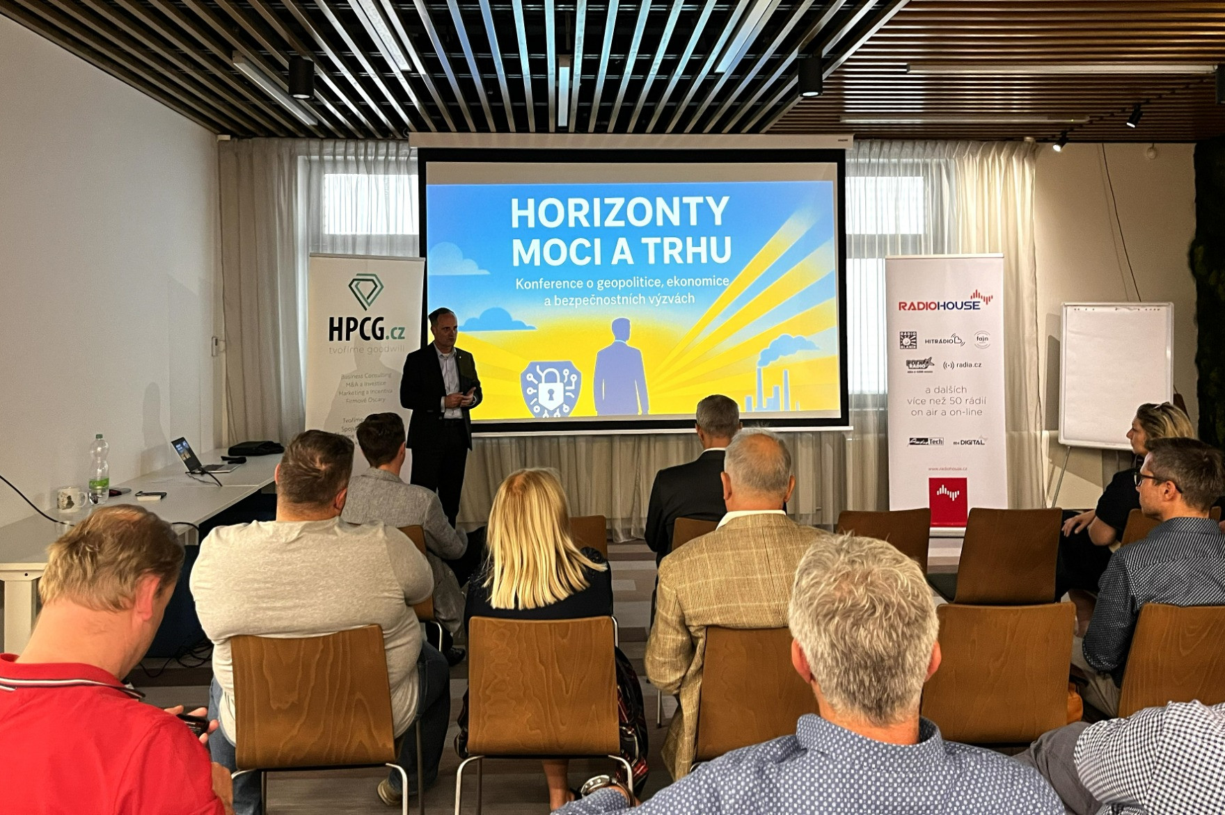 Reportáž: Konference Horizonty moci a trhu přinesla živou debatu 